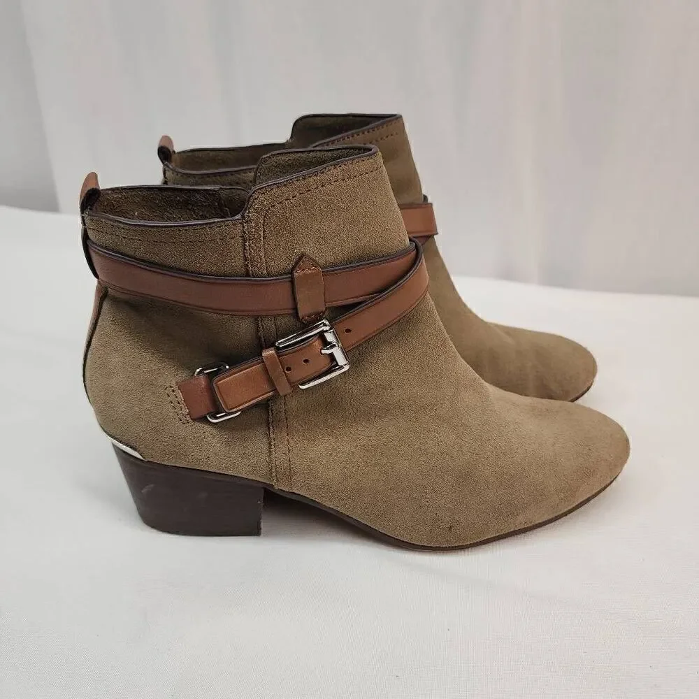 COACH Size 9.5 Pauline Women's Leather Signature Fashion Ankle Bootie Brown B